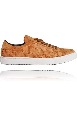 Lureaux Orangy Sneakers -