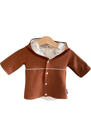 Merkloos Babyjasje Choco. Handgemaakte babykleding.