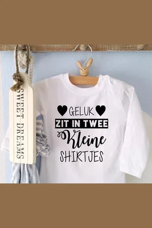 Merkloos Shirtjes Geluk zit in twee kleine shirtjes tweeling set | Lange mouw of korte mouw | wit | maat 56-110