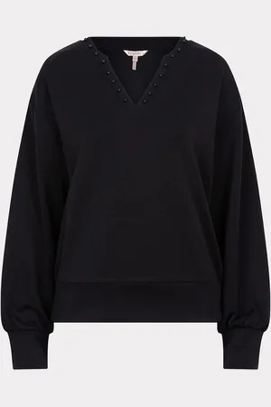 Esqualo Sweater â€œVâ€ studs modal