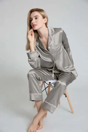 Merkloos Dames zijden pyjama set , Crème wit, XL