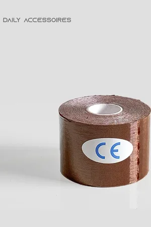 Merkloos Boob tape - Borst tape - Fashion tape - BH Tape - Bra tape - Boob lift - 5M Lang - 5CM Breed - - Tepelhoedje - Tepelcovers - Tepelhoedje - Tepelplakkers - Tepelbedekkers - Push up BH
