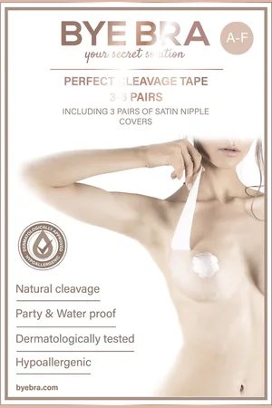 Bye Bra Perfect Decolletéband, Jurkband, Modetape, Borstlifttape, Push-Up Bh + Beige Satijnen Tepelcover