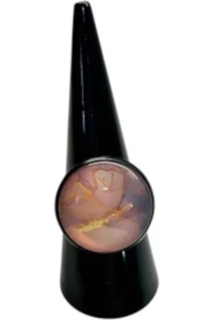 2 Love It Fantasy a - Ring - Verstelbaar in maat - Diameter 20 mm - - Roze - Goudkleurig - Zwart