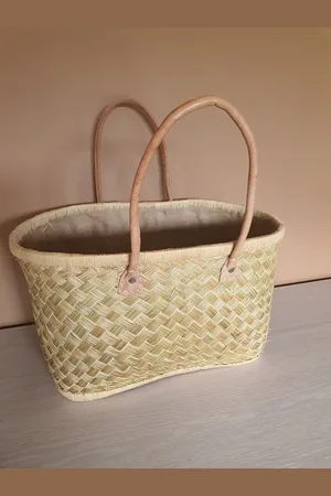 Merkloos Artificiel Boho / Bohemian tas, strandtas met lederen schouderriem