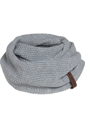Knit Factory Coco Gebreide Colsjaal - Ronde Sjaal - Nekwarmer - Wollen Sjaal - Lichtgrijze Colsjaal - Dames sjaal - Heren sjaal - Unisex - - One Size