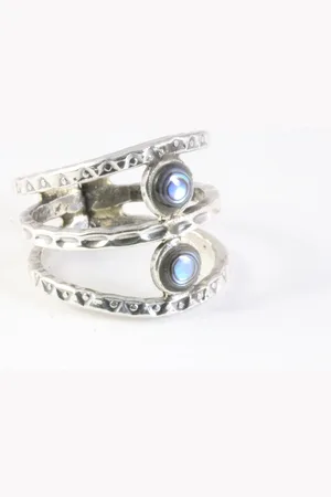 AsiAsia Brede opengewerkte zilveren ring met abalone schelp - maat 19