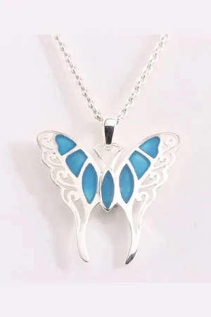 AsiAsia Zilveren vlinder hanger met blauwe agaat aan ketting