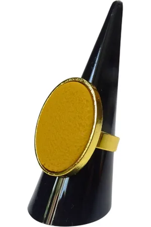 2 Love It Oker - Ring - Verstelbaar in maat - Stainless steel - Polymeerklei - 18 x 25 mm - Okergeel - Goudkleurig