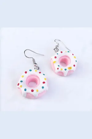 Akyol Donut oorbellen – Oorbellen dames - oorbellen meisjes - Oorhangers dames - leuke donut oorbellen - Sieraad- fruit oorbellen - oorbellen cadeau - verjaardag - grappige oorhangers - Valentijn cadeau