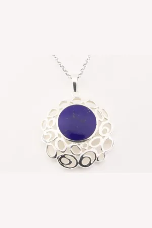 AsiAsia Grote opengewerkte zilveren hanger met lapis lazuli aan ketting