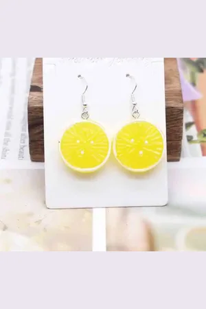 Akyol Citroen oorbellen – Oorbellen dames - oorbellen meisjes -oorbellen met citroenen - Oorhangers dames - leuke citroen oorbellen - Sieraad- fruit oorbellen - oorbellen cadeau - verjaardag - citroen oorbel - fruit oorbel