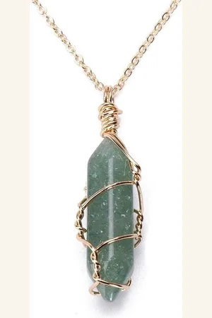 Kasey Groene Aventurijn in Crystal Wrap aan goudkleurige ketting - 48/55cm