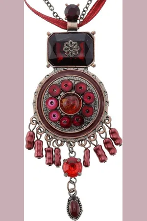 Behave Antiek goudkleurige ketting met lint en rode ronde fantasie hanger