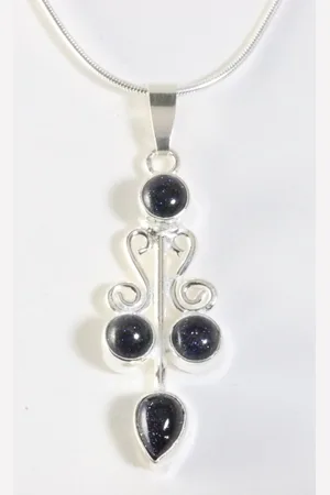 AsiAsia Langwerpige zilveren hanger met blauwe zonnesteen aan ketting