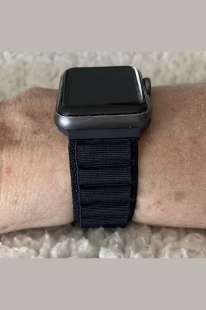 Merkloos Applewatch horlogebandje-42/44/45/49mm-vochtbestendige ademende textiel-G sluiting - sportieve uitstraling
