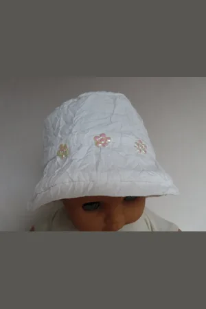 Merkloos Zonnehoed - Meisje - Wit met 3 kleine boempjes - 52