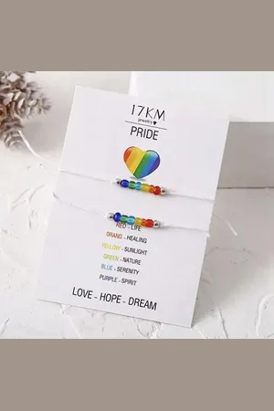 Akyol Pride Armband - - 2 stuks - Pride - armband voor 2 - gay armband cadeau - LGBT - wit - Armband - Gay - lesbian - trans - cadeau - vriendschapsarmband - bi - geschenk - gift - verjaardag - feestdag - respect - equality - gelijk - lgb