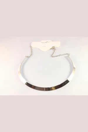 Fashion Jewelry Verchroomde choker zeer mooi en modieus sieraad.