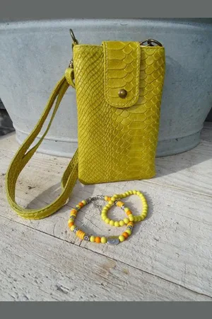 2 Love It Look Yellow - Modeaccessoires pakket - Tas - Armband - Enkelbandje
