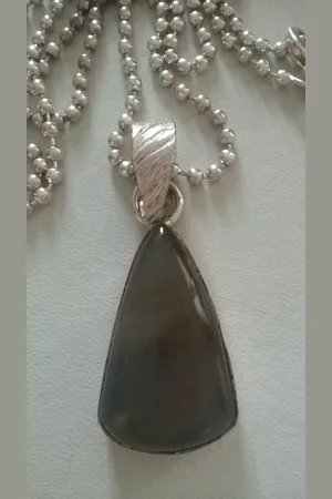 Zeeuws Meisje Gemstones-silver-natuursteen Ketting 925-zilver 58 cm plus agaat hanger in zilver 925