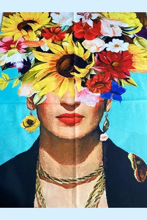 Modesjaals.nl Sjaal schilderij met Frida Kahlo van dikker materiaal met 2 kanten print