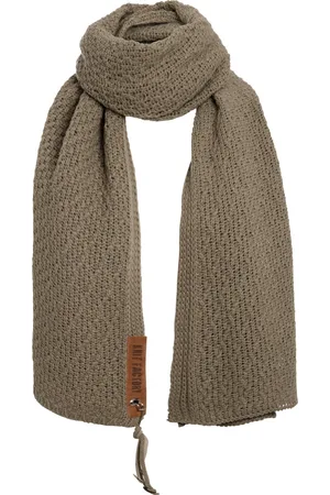 Knit Factory Luna Gebreide Sjaal Dames & Heren - Langwerpige sjaal - Ronde sjaal - Colsjaal - Omslagdoek - - Groen - 200x50 cm - Inclusief sierspeld
