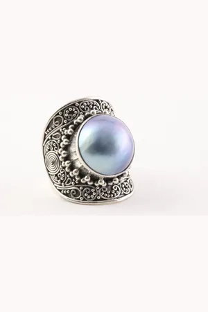 AsiAsia Traditionele grote bewerkte zilveren ring met Tahiti parel - maat 19