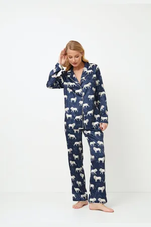 Aruelle Blauwe dames pyjama Nala???pyjamahemd met lange mouw-knoopsluiting-lange broek met zakken-maat S