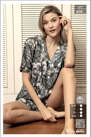 Merkloos Dames Shortama Cecilia / 100% katoen / maat XL