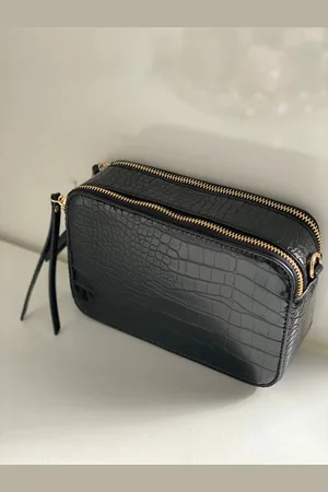 Merkloos Luxe dames tasje-Crossbody Tasje- - black- zwarte schoudertasje- dames tasje- cadeau- rits- midi tasje dames - tasje - Vrouwen cadeautjes - Cadeau voor vrouw - Kado vrouwen verjaardag
