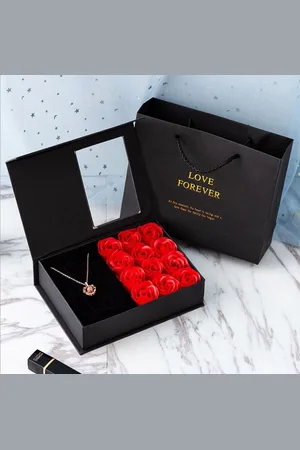 Merkloos Valentijn Giftbox met Ketting - Valentijnsdag Cadeau - Cadeau - Liefde - Cadeaubox - Kadobox – Rozen