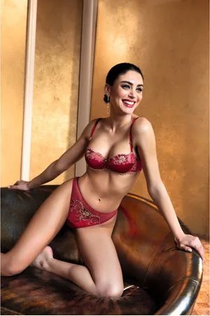 Lise Charmel Armatuur eblouissante icone FR 100D (EU 85D)
