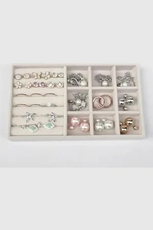 Merkloos Sieraden opberger - Creme - Fluweel - 9 vaks & insteek - ringen - oorbellen - jewellery