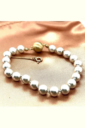 Cataleya Jewels Cataleya Pearls parelarmband lichtgrijs 7.5 met zilveren goldplated sluiting 19cm