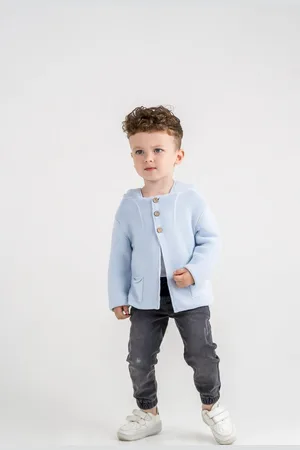 Merkloos Minora Baby Gebreid Vest met capuchon- Babykleding jongens en meisjes- Cardigan-Hoogwaardige Baby jas- Jongen Winterjas- Licht Blauw 6 Maanden/68- Kraamcadeau - Babyshower, Newborn