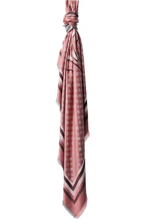 Guess Sjaal Kefiah Scarf 135X135 Lichtrood