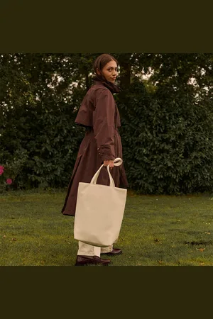 Monk Merian tote bag | selentine