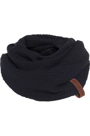 Knit Factory Coco Gebreide Colsjaal - Ronde Sjaal - Nekwarmer - Wollen Sjaal - Donkerblauwe Colsjaal - Dames sjaal - Heren sjaal - Unisex - - One Size