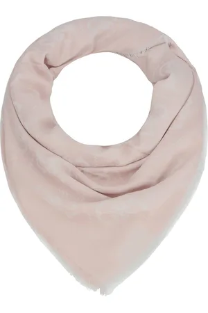 Guess Sjaal Eliette Logo Kefiah Scarf 135X135 Zalmroze