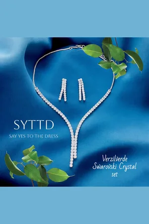 Fashion Jewelry SYTTD - Feestelijke crystal sieraden set - collier en oorhangers (verzilverd) - Swarovski elements crystal blanc - 43 cm (+ 9 cm verlengketting) - volwassenen jeugd - dames meisjes - bruiloft gala feest feestdagen - casual