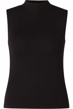 Base Level Curvy singlet Yaline