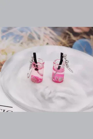 Akyol Cocktail oorbellen – Oorbellen dames - snoep oorbellen - milkshake oorbellen - oorbellen meisjes - Oorhangers dames - leuke oorbellen - drankjes oorbellen - verjaardag - grappige oorhangers - Valentijn cadeau