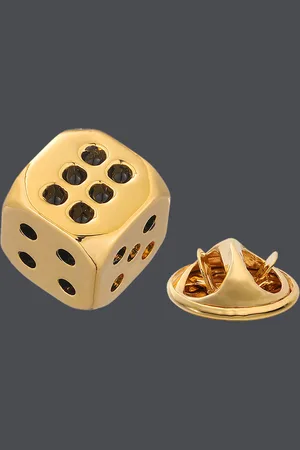 Merkloos Unieke Broches – Speelkaarten, Dobbelstenen, Badminton, Golf, Brandblusser en Meer – Reversspeld of Rugzak Badge