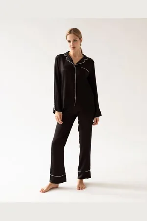 Aruelle Dames Pyjama Charlotte-Satijnlook-Lange Mouwen & Broek-Elegante Witte Accenten-