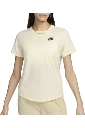 Nike Sportswear Club Essentials Shirt Dames