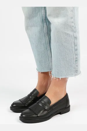Sacha Dames - Zwarte leren loafers met franjes