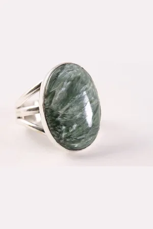 AsiAsia Grote ovale zilveren ring met groene serafiniet - maat 19