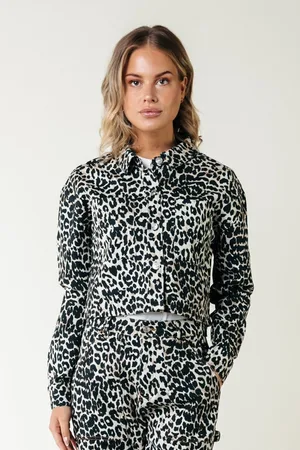 Colourful rebel Olle Leopard Cropped Denim Blouse Blouses Dames -
