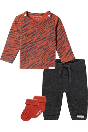 Noppies Kledingset - 4 delig - Broek Lux gebreid Grey - Shirt Yasumi - 2 paar sokjes